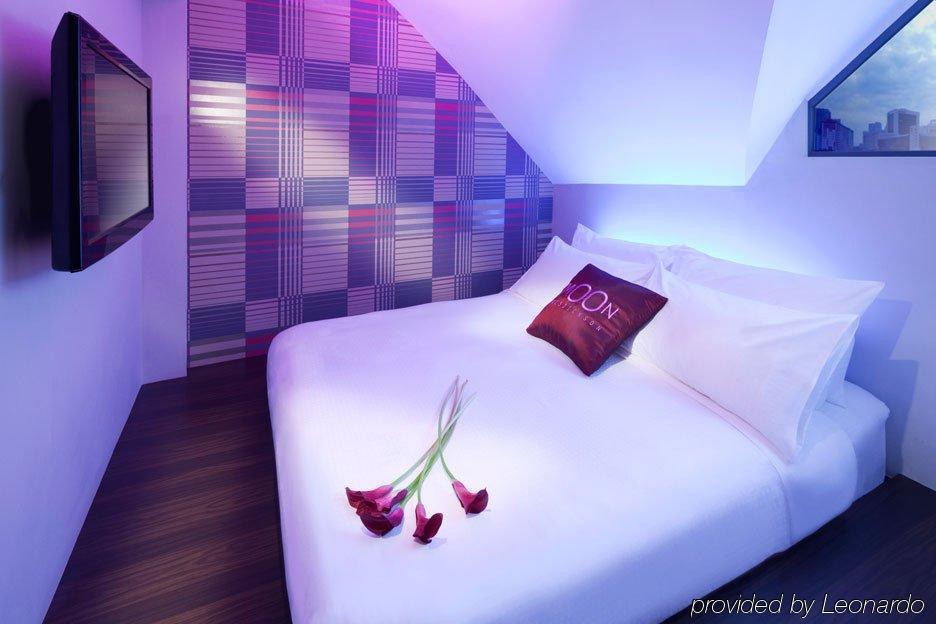 Khách sạn Moon 23 3*